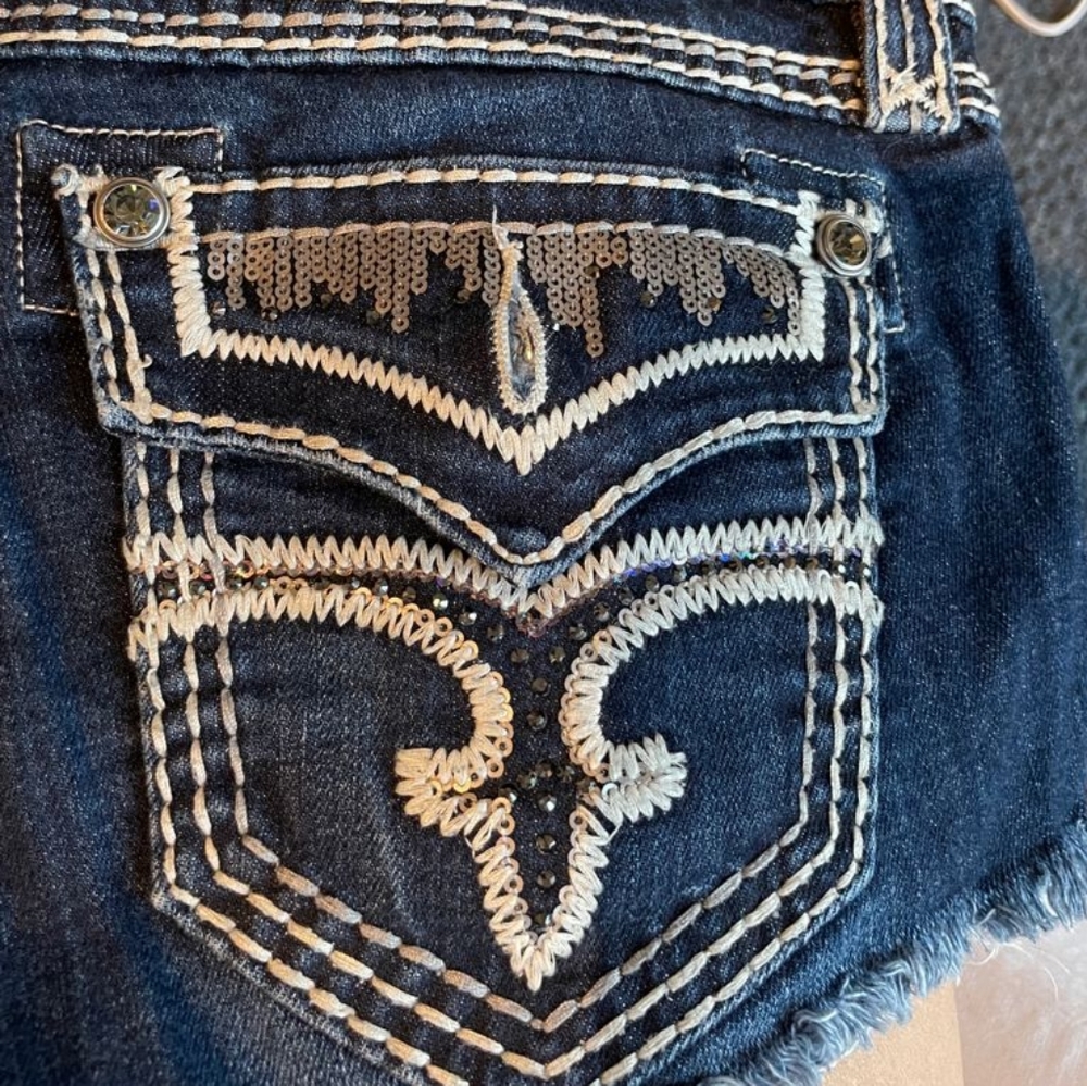 rock revival shorts 27